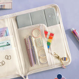 Iconic -  Cottony Book Pouch (11 pulgadas) | Beige
