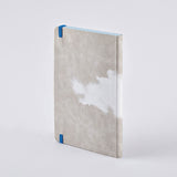 Nuuna - Cuaderno Inspiration Book M | Sky blue pages with white clouds