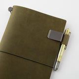 Traveler's Company - Clip Pen Holder (Portalápices) | TN Regular 016 | M | Olive