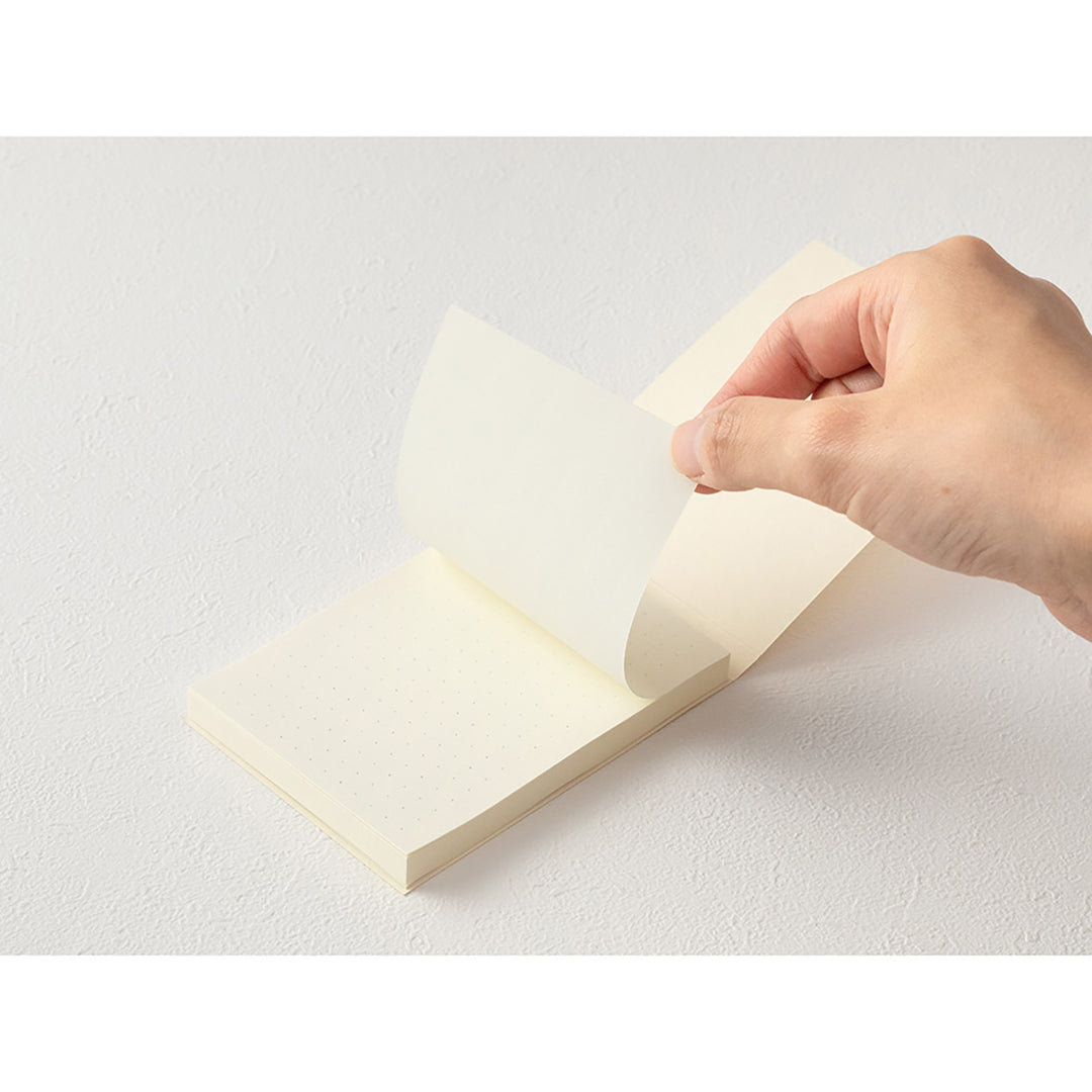 Midori MD Paper - Sticky Memo Pad A7 Dot Grid