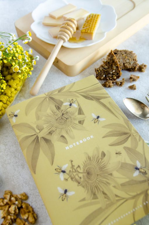 Libreta A5 Ilustraciones Botánicas e Insectos · Mostaza