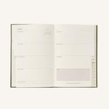 Kokonote - 2025 Annual Planner | 12-Month Weekly | A5 | Classy Pesto