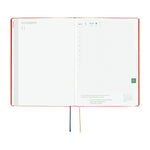 Hobonichi - Agenda HON 2027 A5 en inglés | Yumi Kitagishi: White Cat and Rabbit’s Tea Room · detalle 5