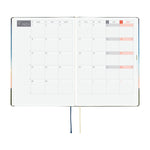 Hobonichi - Agenda HON 2027 A5 en inglés | Hiroko Kubota: String Telephone Until the Moon is Full · detalle 4