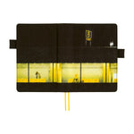 Hobonichi - Funda A5 Cousin | Akiko Miyakoshi: An Airport at Night · detalle 3