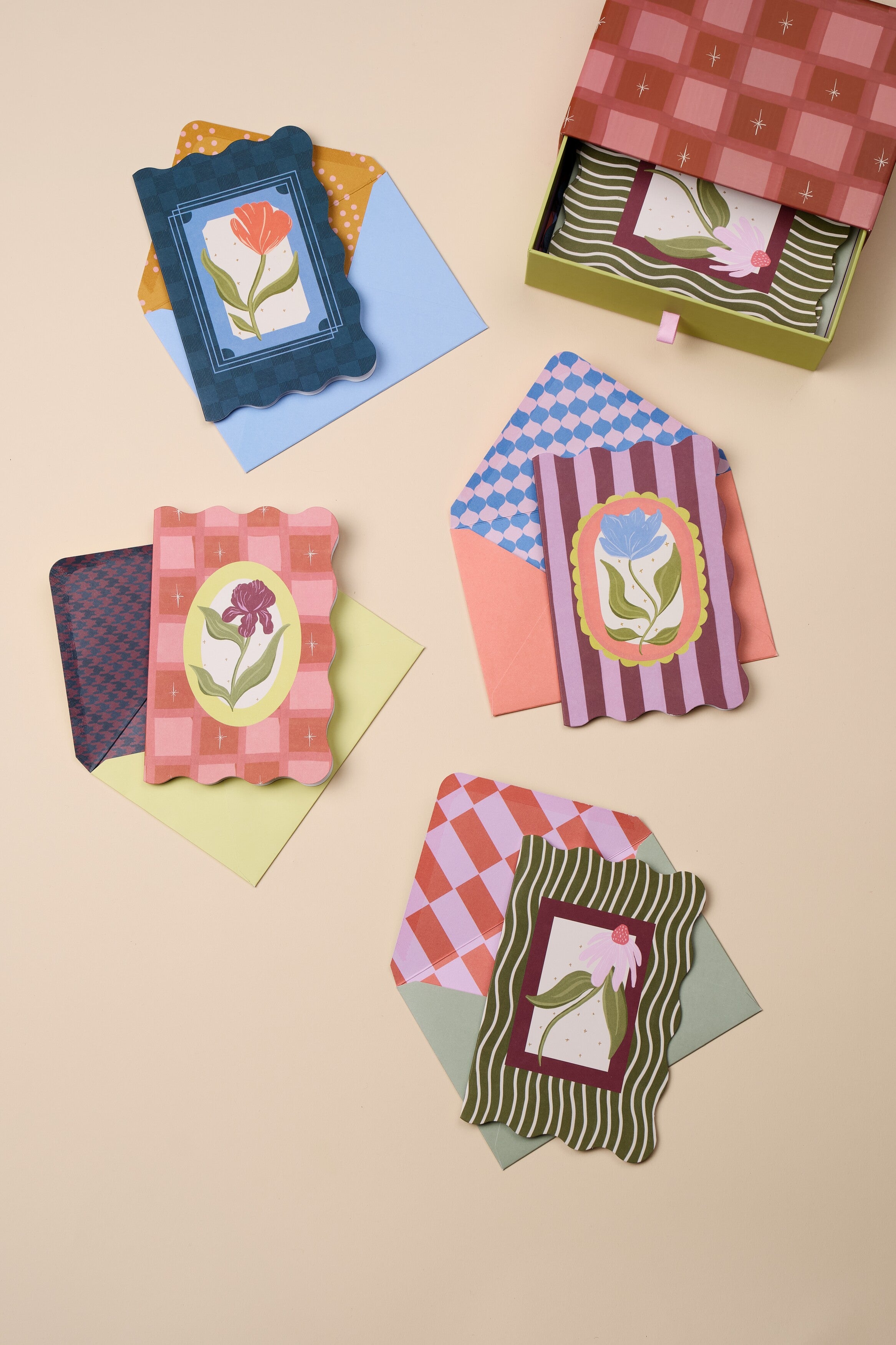 DesignWorks Ink – Framed Floral Set de tarjetas - Set of 16 Assorted – vista 10