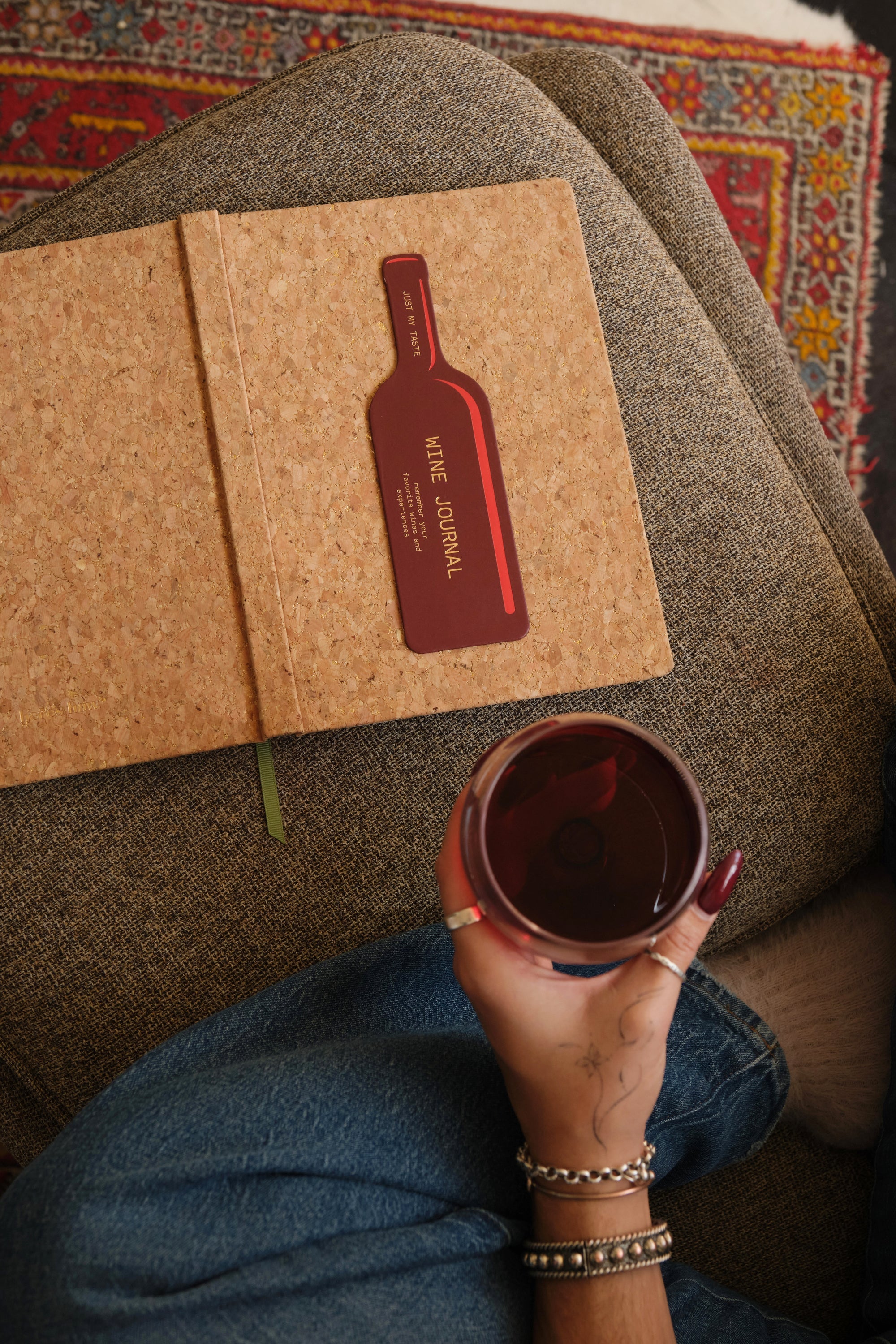 Diario Cork Wine Bottle en ambiente
