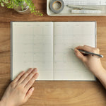 Interior mensual de la agenda Hightide Coton 2027