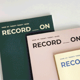 Iconic Record On Monthly A4 2027 — imagen oficial detalle e interior 2