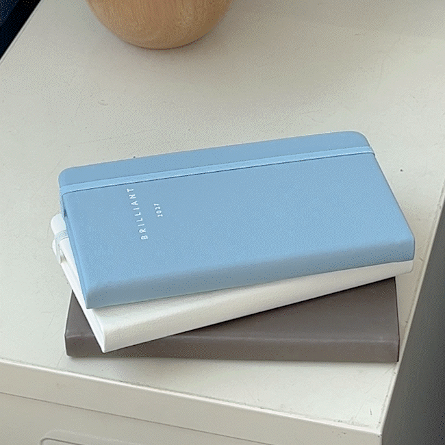 Iconic Brilliant Monthly Planner 2027 — original detalle e interior 2