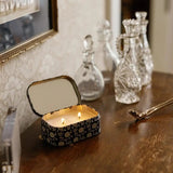 Paddywax –  Vela Aromática 4.5oz/127g Printed Tin Candle Cherie | Black & Grey - Black Fig & Olive