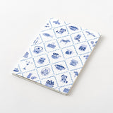 Midori - Yuru Log Notebook (B6) Cuaderno con Malla de Puntos | Blue Nordic