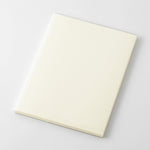 Funda MD A4 Variant colocada en el cuaderno, cuaderno no incluido