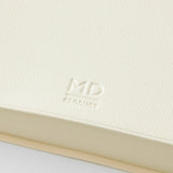 MD Product - Agenda MD Notebook Diary 1 Day 1 Page 2027 | A5 Square · detalle de papel y encuadernación