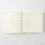 MD Product - Agenda MD Notebook Diary 1 Day 1 Page 2027 | A5 Square · páginas interiores