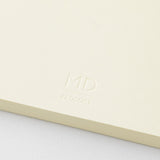 MD Product - Agenda mensual MD Notebook Diary 2027 | A7 · detalle de papel y encuadernación