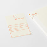 MD Product - Agenda mensual MD Notebook Diary 2027 | B6 Slim · detalle de papel y encuadernación