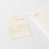 MD Product - Agenda mensual MD Notebook Diary 2027 | B6 Slim · detalle de papel y encuadernación