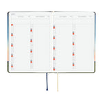 Hobonichi - Agenda HON 2027 A6 en inglés | Hiroko Kubota: String Telephone Until the Moon is Full · detalle 7