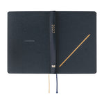 Hobonichi - Agenda HON 2027 A6 en inglés | Slash (Navy) · detalle 3