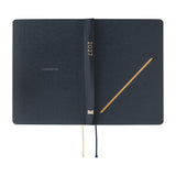 Hobonichi - Agenda HON 2027 A6 en inglés | Slash (Navy) · detalle 3