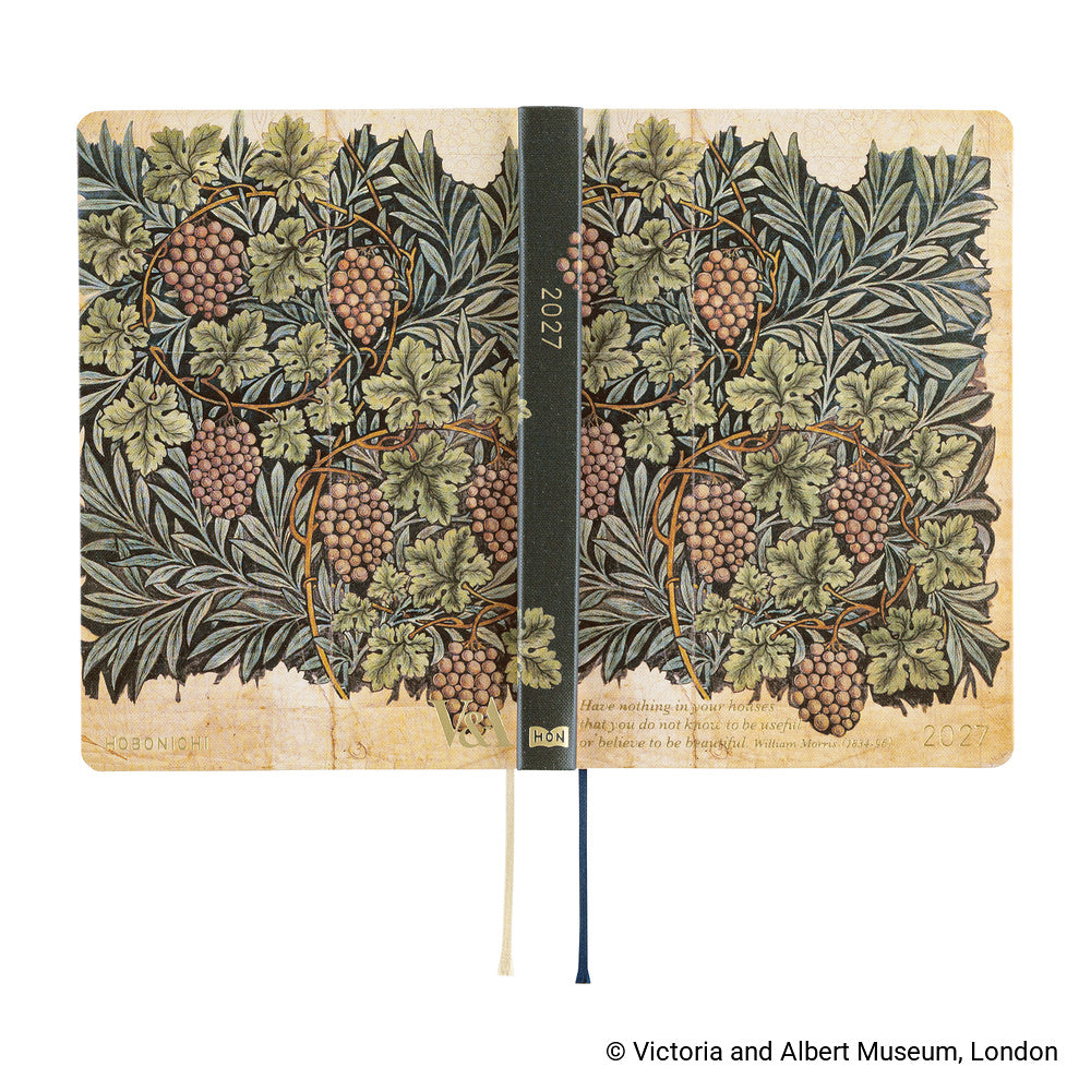 Hobonichi - Agenda HON 2027 A6 en inglés | V&A Series: Vine · detalle 3