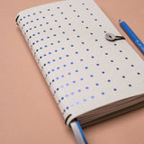 Tinne+Mia - Agenda Semanal Planner with Button | Ene - Dic 2025 | Dazzling Blue