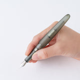 Hobonichi - Bolígrafo | Kakimori x TSUKI no IRO: Frost Fountain Pen (Extra Fine) - Hobonichi Techo Exclusive Color ·…