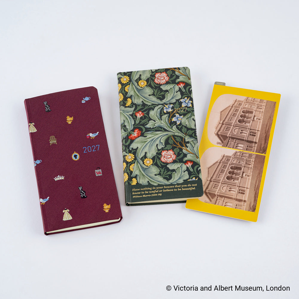 Hobonichi - Plantilla de escritura | V&A Series: Hobonichi Pencil Board for Weeks (Museum Stereographic Photograph) ·…