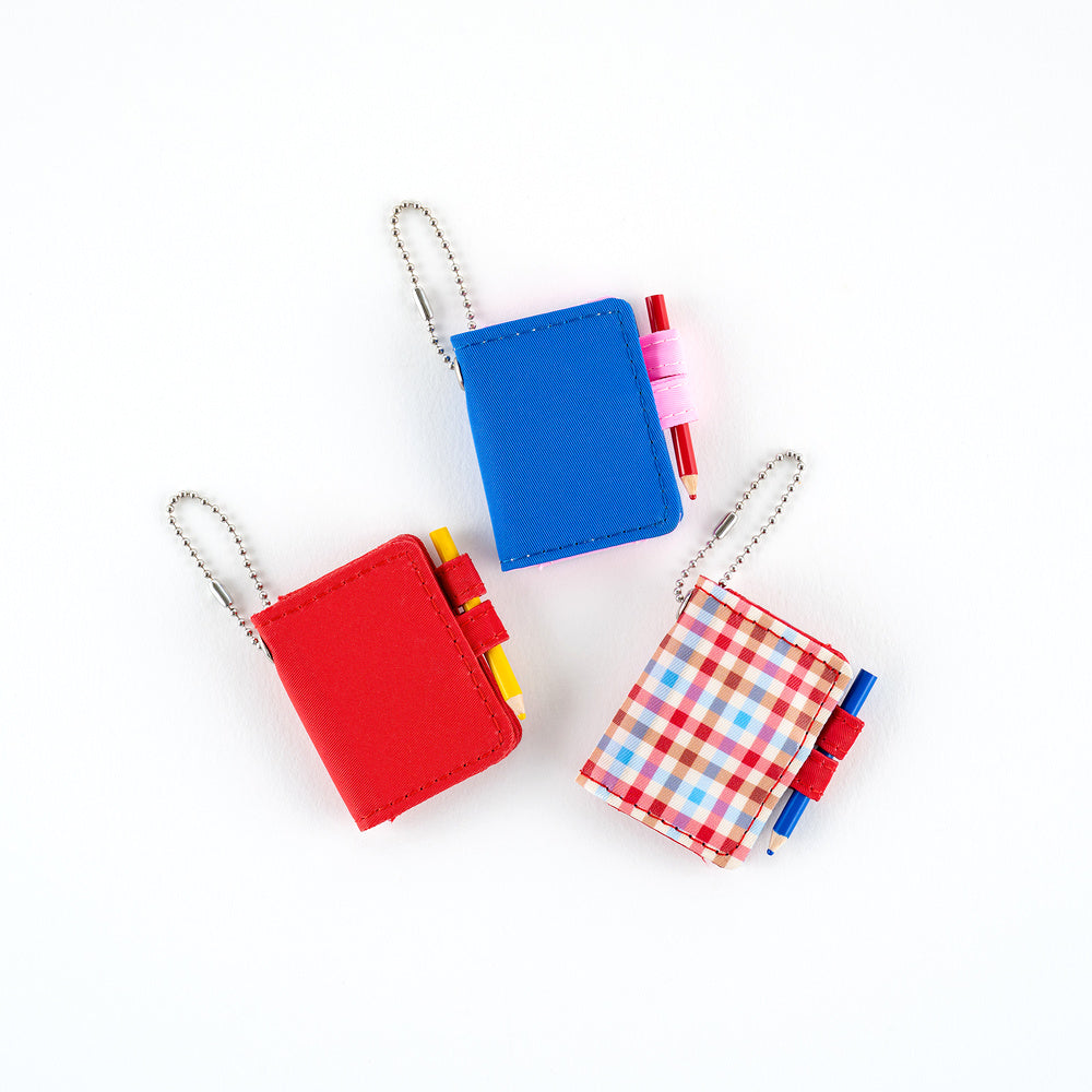 Hobonichi - Accesorio | Hobonichi Techo Mini Keychain (Blue x Pink) · detalle 7