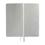 Hobonichi - Agenda Weeks 2027 en inglés | Leather: Noble Silver · detalle 3