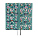 Hobonichi - Agenda Weeks 2027 en inglés | Yumi Kitagishi: White Cat Wallpaper · detalle 3
