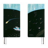 Hobonichi - Agenda Weeks 2027 en inglés | Hiroko Kubota: Meteor Shower in the Light Blue Forest · detalle 7