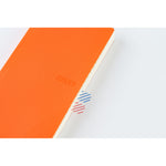 Hobonichi - Agenda Weeks Mega 2027 en inglés | Sneaker: Mandarin Orange · detalle 9