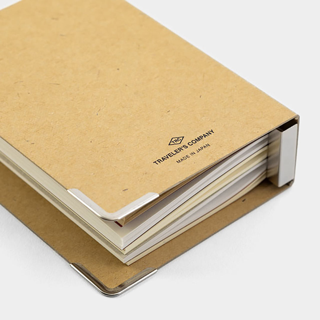 Traveler's Company - TRAVELER'S notebook 016 Refill Binder | Passport Size | Archivador Cuadernos