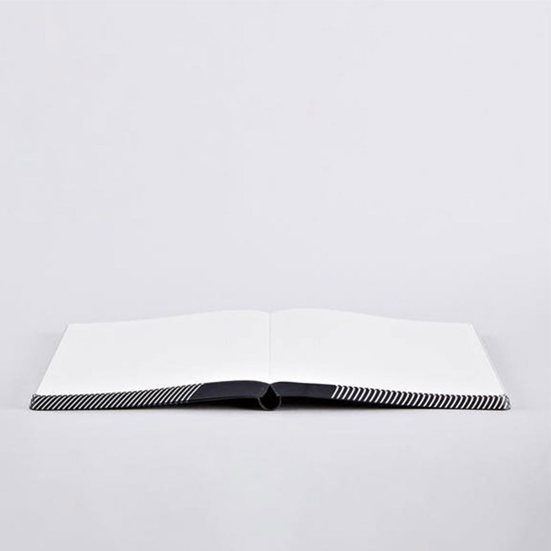 Nuuna - Notebook The Master Plan L | point mesh