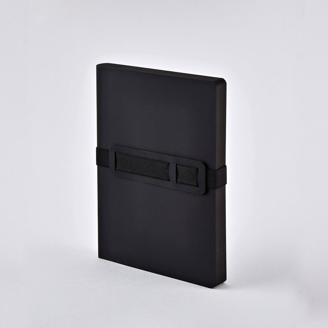 Nuuna - Notebook with elastic Voyager Black L | point mesh