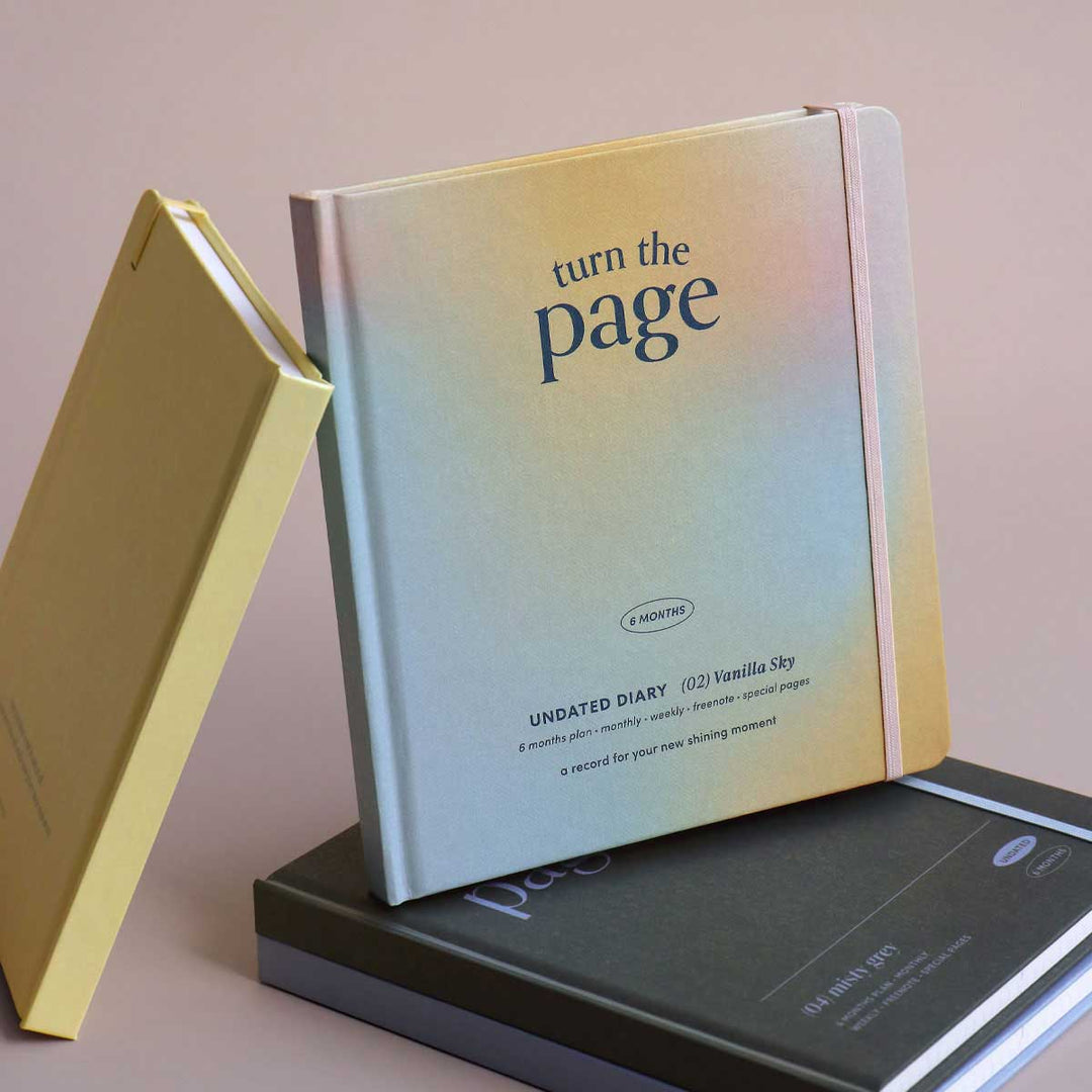 Iconic - Turn The Page Diary Perpetual 6 Months | Planificador Semanal Sin Fechas | Misty Gray